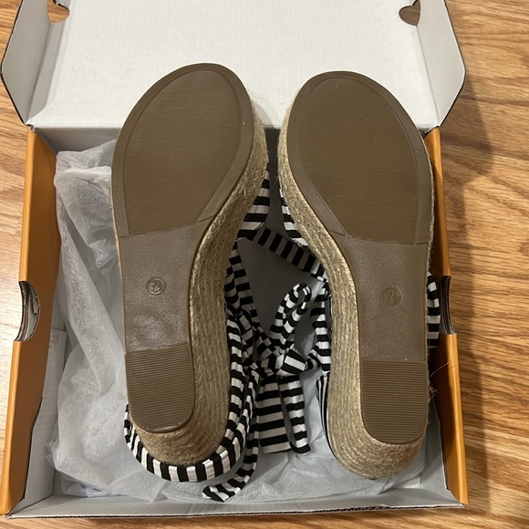 Huiyuzhi Womens Lace Up Platform Wedge Espadrille Sandals Open Toe Size: 7.5 - Picture 5 of 10